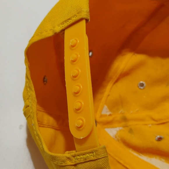 John Deere Vintage 80's Snap Back Trucker Hat - Picture 9 of 11